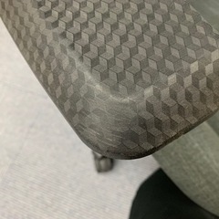 [取引完了]【手渡限定】ゲーミングチェア(定価：￥40,000)