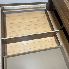 【値下げ中】ダブルベッドフレーム