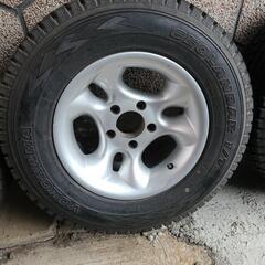 スタッドレス　15インチ　225/70/15　4本　9部山　バリ溝　