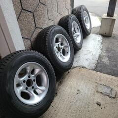 スタッドレス　15インチ　225/70/15　4本　9部山　バリ溝　