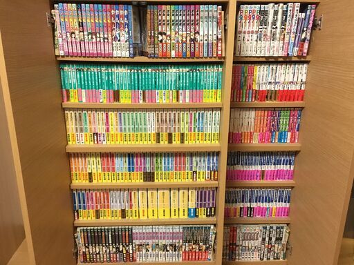 新品】漫画＆ライトノベルまとめ売り。初回特典や限定版のフィギュアや ...