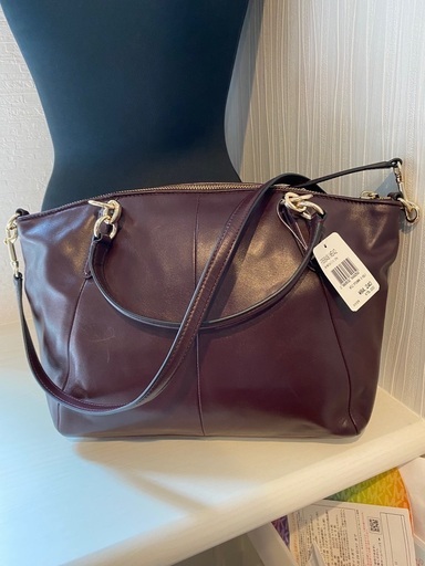 新しいコーチ バッグ