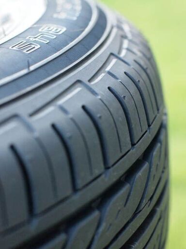 新品に近い 175/70R14  ダンロップ EC202F 夏タイヤ  ホイール付きタイヤ４本セット ニッサンホイール