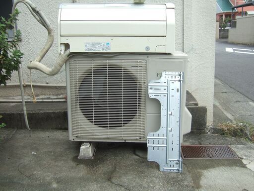 高性能機機種　FUJITSU【AS-S40A2W】インバーター冷暖房エアコン14畳用  気流・お掃除ロボ・除菌エアコン 200V