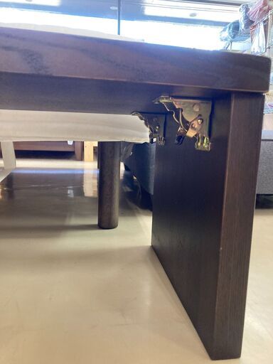 折りたたみ木製テーブル／ダークブラウン