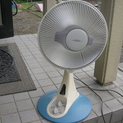 扇風機型のヒーター