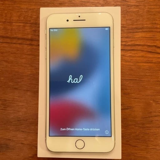 美品 i-phone 8PLUS SIM FREE 64GBの画像