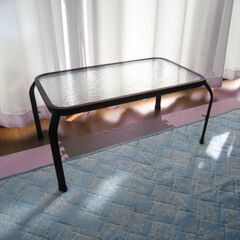 硝子テーブル（400×700×340）。