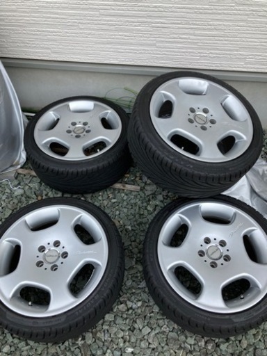 タイヤほぼ新品WALDドゥシャトレ　8.5j 9.5j