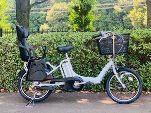 ❸4332 充電回数100回未満長生き8.9A  新品日本製タイヤ　3ヶ月保証　電動自転車
