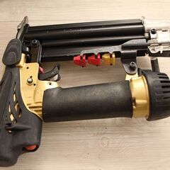 HiKOKI(旧日立工機) 高圧仕上釘打機 NT55HM2 (D4583yxwY)