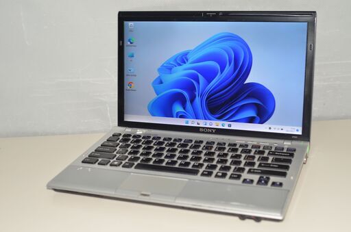 最新Windows11 SONY VPCZ135GG core i5/メモリー4GB/HDD320GB/13.1インチ/webカメラ/無線内蔵/便利なソフト多数