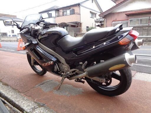 NO.4472 ZZR250 水冷4サイクル2気筒250ccエンジン 2本