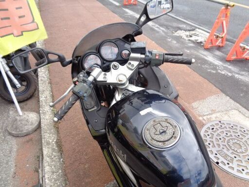 NO.4472 ZZR250 水冷4サイクル2気筒250ccエンジン 2本