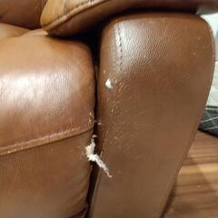 取り引き中。３人がけ電動オットマンソファー