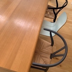 パモウナ 無垢材ダイニングテーブル