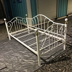 ニトリ お姫様デイベッド ROBE PILLOWTOP S マットレス付き