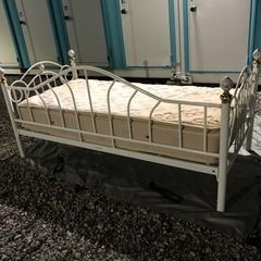 ニトリ お姫様デイベッド ROBE PILLOWTOP S マットレス付き