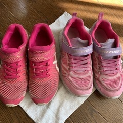 ピンク　靴