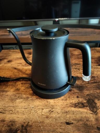バルミューダ 電気ケトル BALMUDA The Pot ブラック② スペック