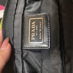 極美品正規品PRADAトートバッグ白タグ 極美品正規品PRADAトートバッグ白タグ
