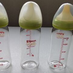 Pigeon赤ちゃん哺乳瓶（ガラス）240ml  ３本⭐