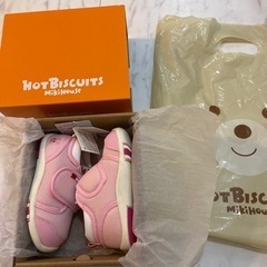 【試着なし超美品】定価4400円　ミキハウス　靴　ピンク