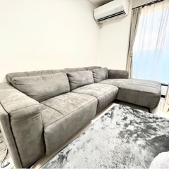 オシャレな高級ソファー