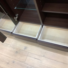 ダークブラウン2枚扉サイドボードのご紹介です！！！