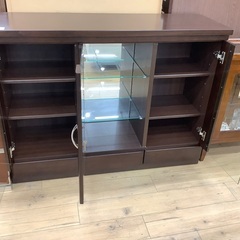 ダークブラウン2枚扉サイドボードのご紹介です！！！