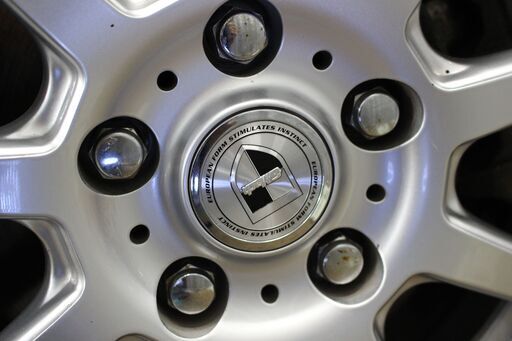 C24セレナに付けている夏タイヤとアルミホイル 4本セット