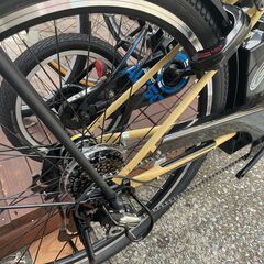 新車◆電動アシスト軽快車・太目タイヤでゴツかわいい　◆マウンテンバイクタイヤ採用のウォンカ