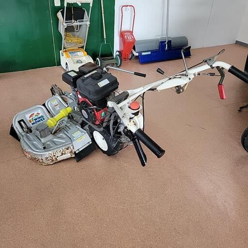 オーレック　ウイングモア自走式2面あぜ草刈機