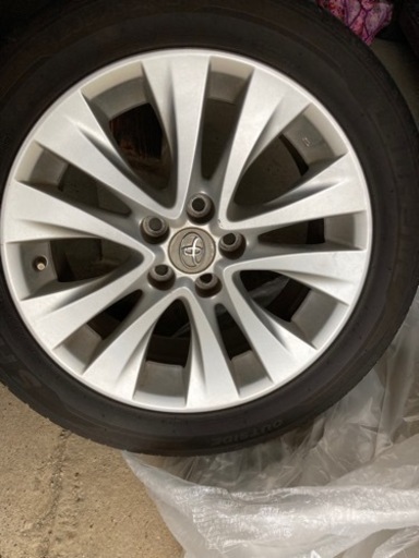 決まりました❗️ヴェルファイア　235/50 R18 タイヤほぼ新品　商談中