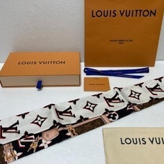 LOUIS VUITTON ルイ・ヴィトン　M76733 スカー...