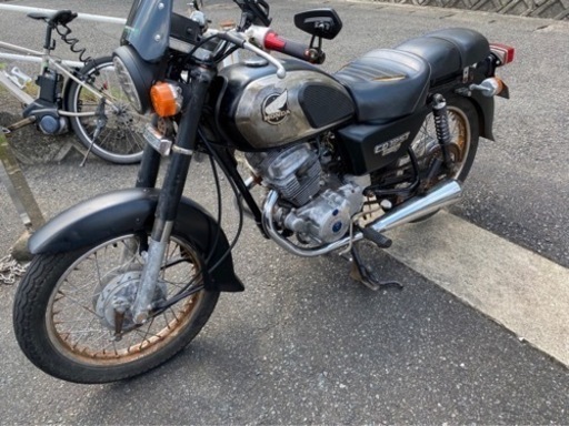 ホンダ CD125T 125cc 4速 2気筒エンジン 旧車