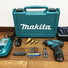 マキタ（makita）電動ドライバドリル 10.8V 1.3Ah...