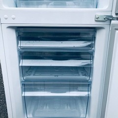 ✨2021年製✨6番 Hisense✨ノンフロン冷凍冷蔵庫✨HR-D1701W‼️