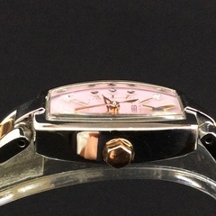 SEIKO セイコー ピンク文字盤 レディースソーラー クォーツ 限定品 4Pストーン コンビカラー スペシャルエディション 2013年製造 V111 0BV0 SEIKO セイコー ピンク文字盤 レディースソーラー クォーツ 限定品 4P