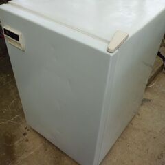 小型冷凍庫　90L