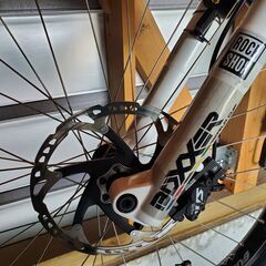 INTENSE　951シリーズ　ダウンヒルバイク　マウンテンバイク　フルサス