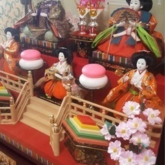 雛人形ガラスケース入り(美品)