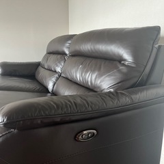 ニトリ: 3人用両電動本革リクライニングソファ【値下げ交渉○】