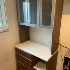 9月25日まで！【美品】食器棚キッチンボード　お譲りします。