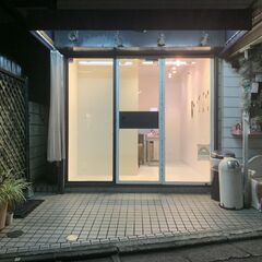【下北沢駅徒歩2分】白を基調としたレンタルスペース兼アート…