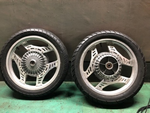 cbx550f cbx400f ホイールセット CBX550F 年式一致前後ホイールセット CBX400F CBX400 550 ホイール