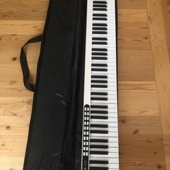 Longeye 電子ピアノ 88鍵盤  超小型 ペダル付き MI...