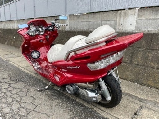 レッドカラー‼︎ 【YAMAHA マジェスティ】フルカスタム‼︎ スピーカー