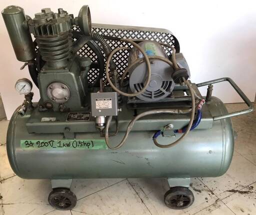 池田コンプレッサー製作所　Ikeda　AS-1　200Ｖ　0.75kw　コンプレッサー　エアーコンプレッサー　タンク約900㎜×350㎜×350㎜