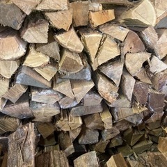 薪の軽トラ詰み放題！軽トラ以外も大丈夫です！